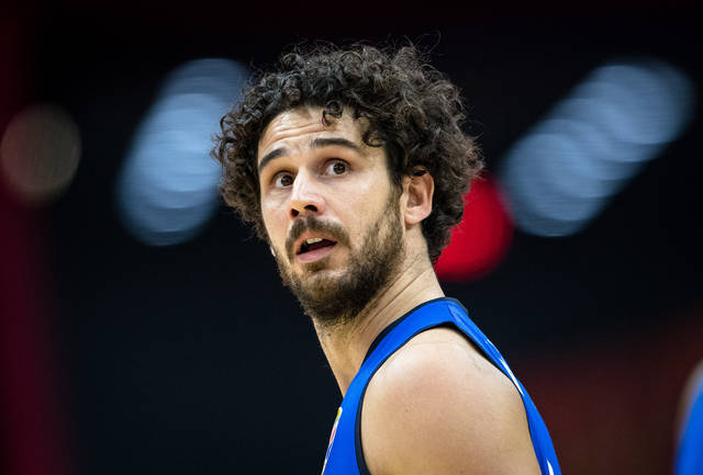 穆古鲁扎在西班牙队比赛中爆冷,赛况扑朔迷离引发热议!-bet365游戏